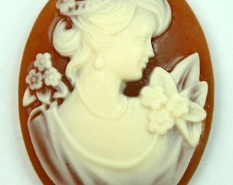 30x40 Cameo Victorian Lady Portrait - Caramel Base Ivory Face 4pcs