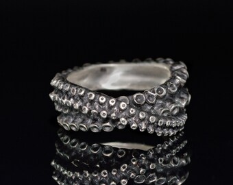 SALE Tentacle Ring, Octopus Ring, Silver Tentacle Ring, OctopusME, Octopus Jewelry - Crossover Tentacle Ring