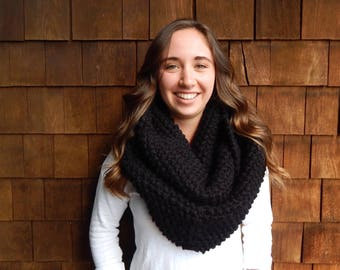 Blanket Scarf, Chunky Infinity Scarf, Chunky Cowl Loop Scarf / THE DESCHUTES / Black