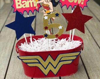 Wonder Woman Centerpiece /Set of 6