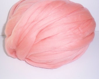 Salmon Merino Wool Top, 21.5 Microns, 1 Ounce, Rovings, Needle Felting, Spinning, Felting, Fibers, Yarn