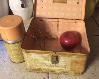 Vintage Debutante Lunch Box