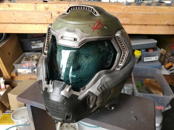 Custom 2016 DOOM Guy helmet with padding Doomslayer Fan