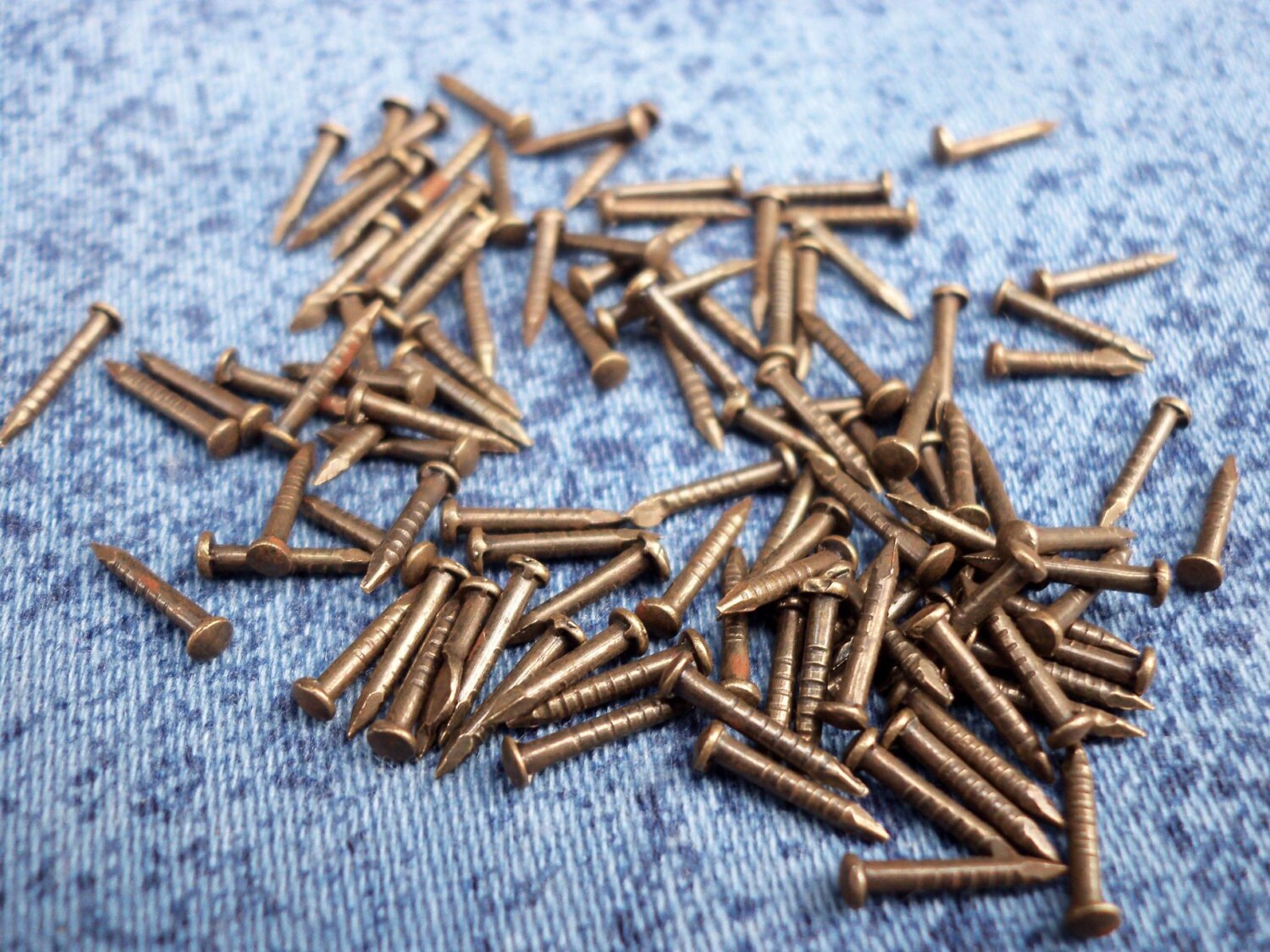 100pcshardware nails12mm x 8mm color antique brass.