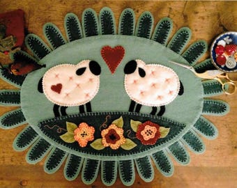 Wool Applique Pattern, Woolen Love, Table Topper, Wool Applique, Sheep Penny Rug, Lamb Table Topper, Bird Brain Designs, PATTERN ONLY