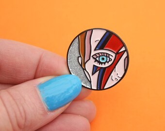 David Bowie makeup, enamel pin - lightning bolt - ziggy stardust - alladinsane - glitter pin - glam rock - pop music pin - badge - lapel pin