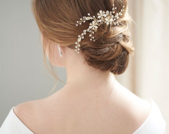 Swarovski Crystal Hair Comb, Gold Wedding Hair Comb, Bridal Comb, Freshwater Pearl Hair Comb, Floral Hair Comb, Bridal Headpiece ~TC-2051