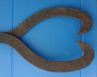 Antique 1800s Logging "Heart" Tongs, Huge Hand Forged Cast Iron Logging / Skidding Tongs