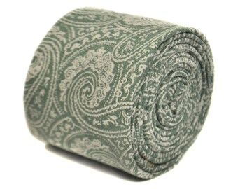 pale green paisley cotton tie by Frederick Thomas FT2145