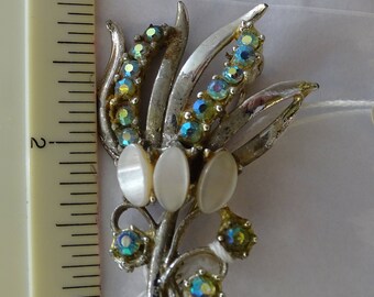 Vintage Metal Bouquet Brooch with diamante design