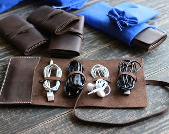 Cable organizer Cord organizer Leather case Pouch for cord Travel accessories Leather cable holder Headphone holder