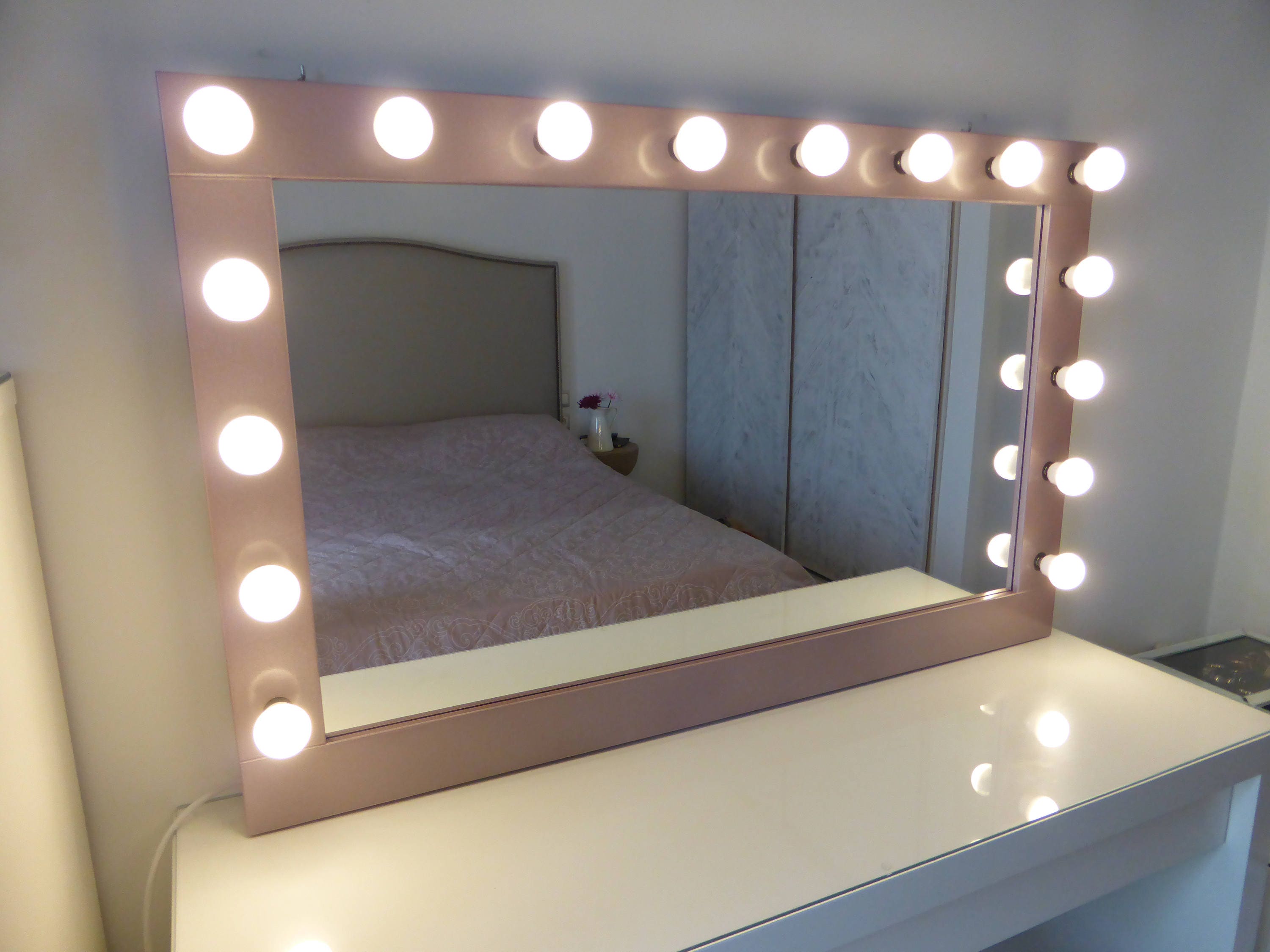 XL Hollywood mirror 43'' x 27'' Rose gold