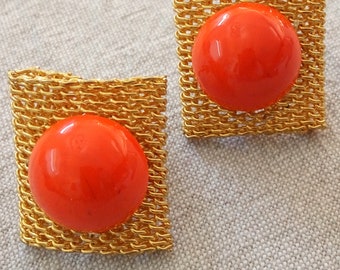 Vintage Avant Garde Orange Lucite and Gold tone Mesh Clip on Earrings