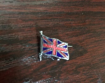 British And Canadian Flags Pin/Badge