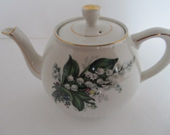 Ellgreave Heat Master Flora Teapot - MADE IN ENGLAND - Lilly of the Valley