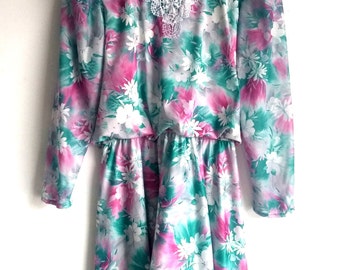 70's, Floral Print Dress and Belt
