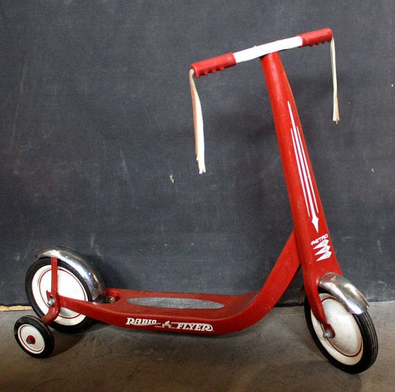 vintage retro red radio flyer childs kids metal retro radio flyer scooter