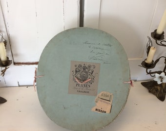 Antique French hatbox BEAUTIFUL vintage hatbox unusual boudoir hatbox jeanne d'arc nordic french living hatbox french vintage brocante box
