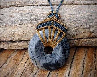 Macrame Picasso Jasper necklace, macrame gemstone pendant, adjustable length