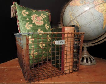 Vintage Industrial School Metal Locker Basket / Industrial Storage / Studio Storage / No.555 / Wide Basket
