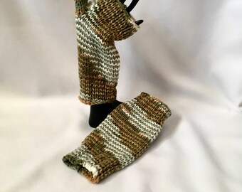 Arm Warmers Wrist Warmers - green gold white knitted arm warmers