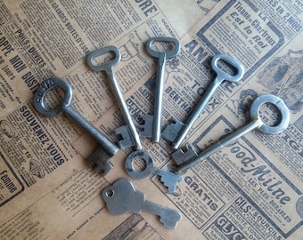 Vintage Old Skeleton Keys, Steampunk Keys, Antique Keys, Primitive Keys, Antique Skeleton Key, Wedding Keys, Rustic Keys