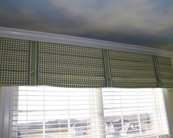 Hobbled Stagecoach Valance