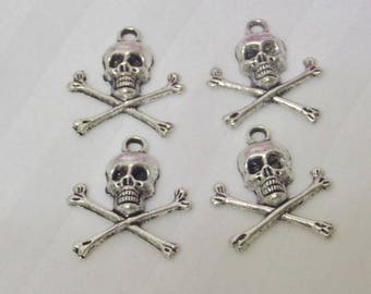 4 charms Nilon on bone silver metal