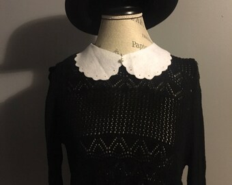 White peter pan pearl collar