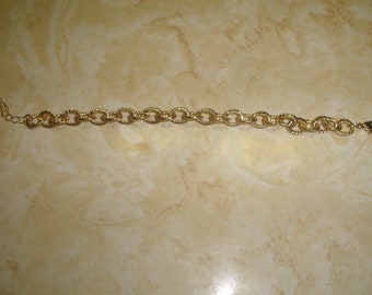 vintage bracelet textured goldtone chain
