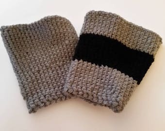 Coffee cup cozy/sleeve. Fits large cup (16 oz).