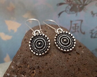 Silver Disc Earrings, Textured Silver Drop Earrings, Antique Silver, Bohemian Earrings, Sterling Silver, Gift for her, jingsbeadingworld