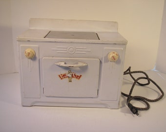 Little Chef tin toy stove by Tacoma metal products co.