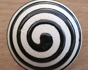 Black & White Swirly Striped Monochrome Round Drawer Knob - Metal Upcycling Project