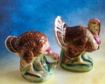 Vintage turkey salt and pepper shaker set made in Japan