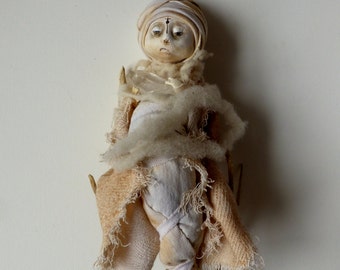 Totem - Le cristal de Rojat - Sculpture papier mache