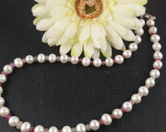 Pearls and fancy sapphire