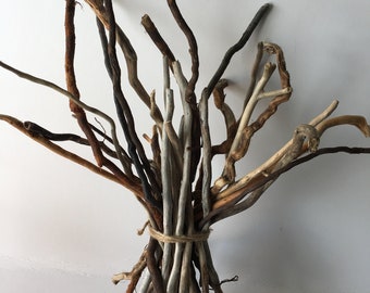 Curly Driftwood Vase Filler Med / Wedding Driftwood / Driftwood Sticks / Home Decor