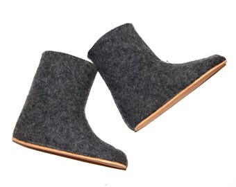 Felted Boots Cork Sole Valenki boots, wool Boots Boiled wool Shoes, Women Boots, Dark Grey Boots warm boots, Natural Gray Ankle Booties