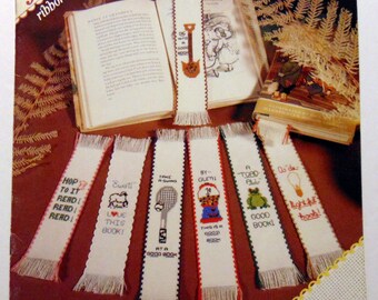 Counted cross stitch booklet "Bookmark Collection 1" Gumball, tennis, ice cream, pig 1983