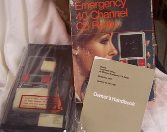 Vintage JC Penny Survivor Emergency CB Radio