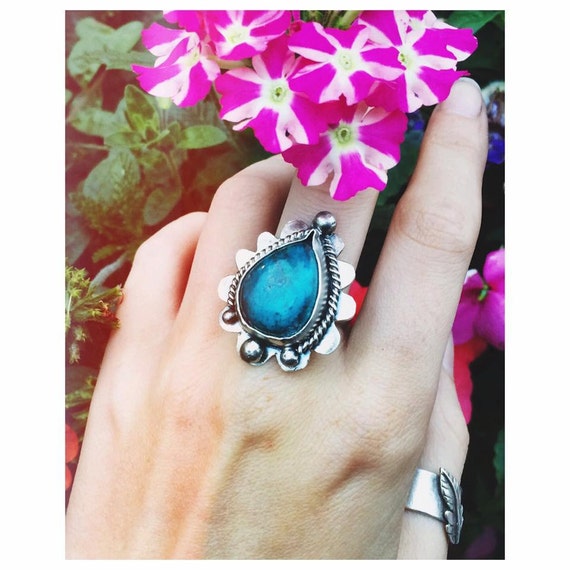 CHRYSOCOLLA FLOWER RING - Sterling Silver Ring - Healing Crystal - Turquoise - Boho - Silver Ring - Statement Ring - Crystal Ring - Handmade