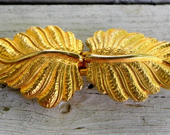MIMI Di N Belt Buckle Leaf Design Gold Tone 1970s Vintage