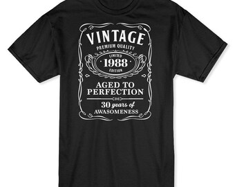 Vintage Premium Quality 30 Years Of Awesomeness Men's Black T-shirt