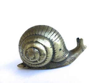 Mid Century Brass Snail paperweight~ Hollywood Regency Brass Snail ~Desk Office decor ~ Woodland decor