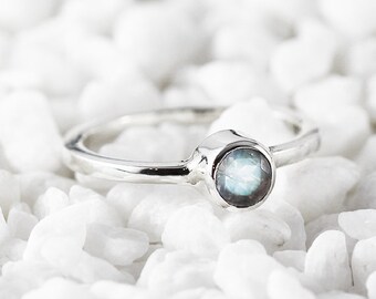 Moonstone Ring Rainbow Moonstone Silver Ring Moonstone Jewelry Sterling Silver Ring Custom Gemstone Rainbow Ring Moonstone Boho Ring