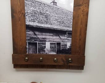 Farmhouse photo frame.