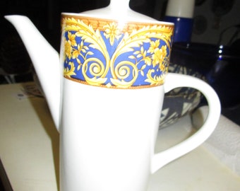 Lynns Fine China Coffee Pot