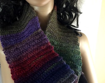 Outlander Claire Cowl Multicolored Scarf Bulky Scottish Winter accessories Circle Scarf Crocheted Neckwarmer FREE SHIPPING