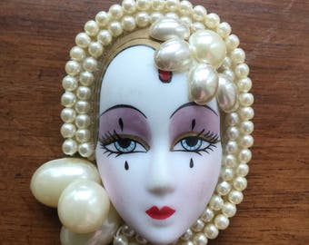 Vintage Victorian Revival Face Pin